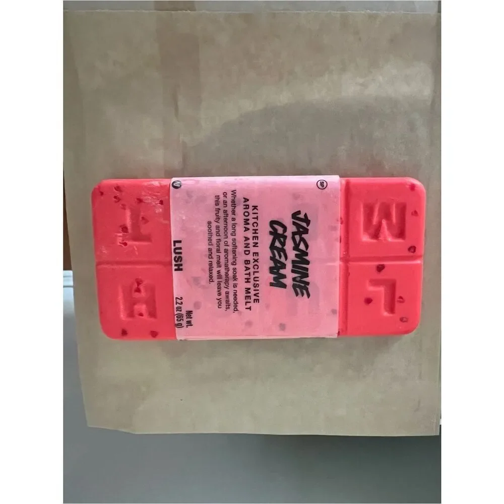 Lush Jasmine Cream Aroma and Bath Melt - Kitchen Exclusive BRAND NEW